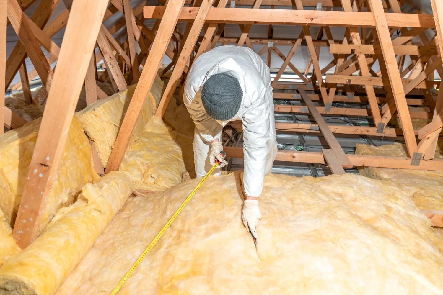 Natural Fibre Insulation vs Synthetic Insulation: What’s the Difference?